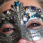 mascara burlesque