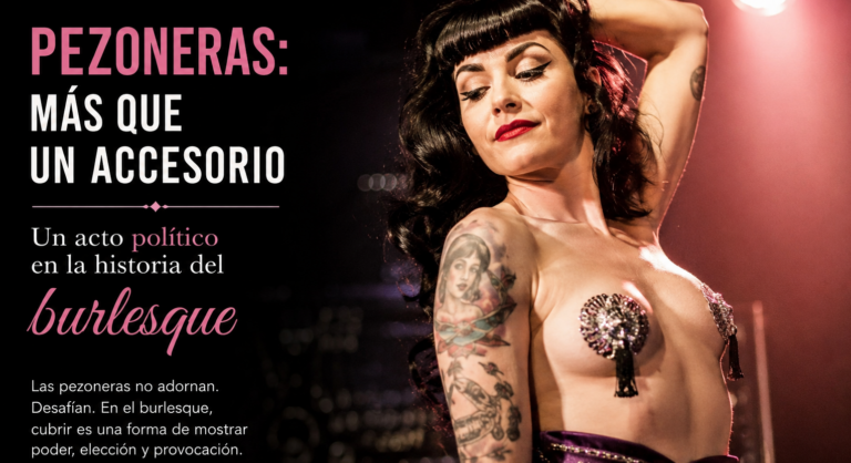 pezoneras acto político en escenario de burlesque vintage
